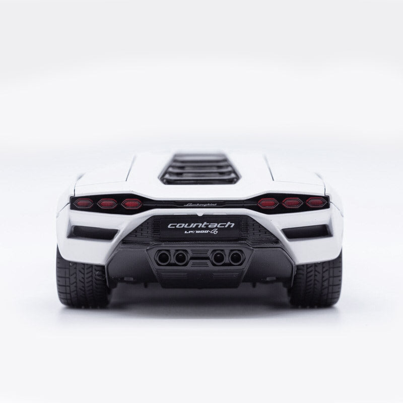 Lamborghini Countach LPI 800-4 2021 (Escala 1:18)