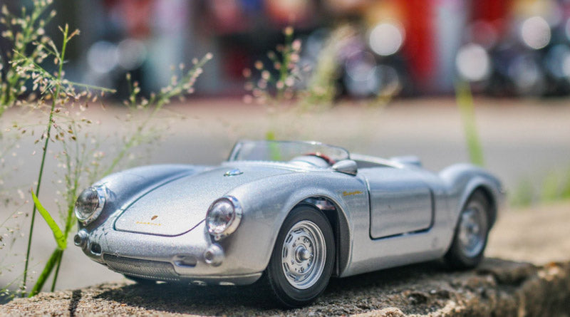 Porsche 550 Spyder 1:24