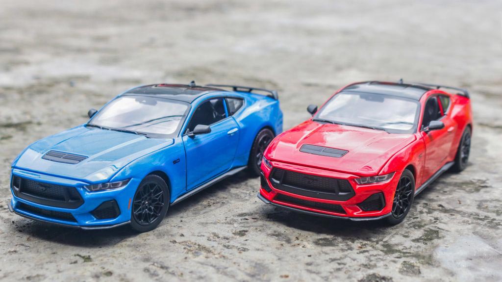 Ford Mustang GT em Escala 1:24