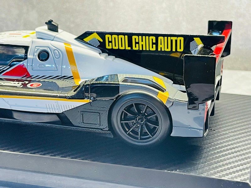 BMW M Hybrid V8 – Miniatura 1:24