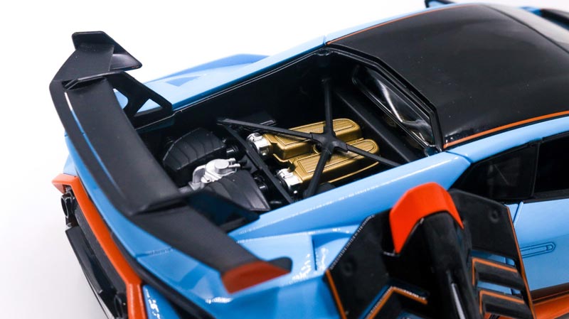 Lamborghini Huracán STO (Escala 1:18)