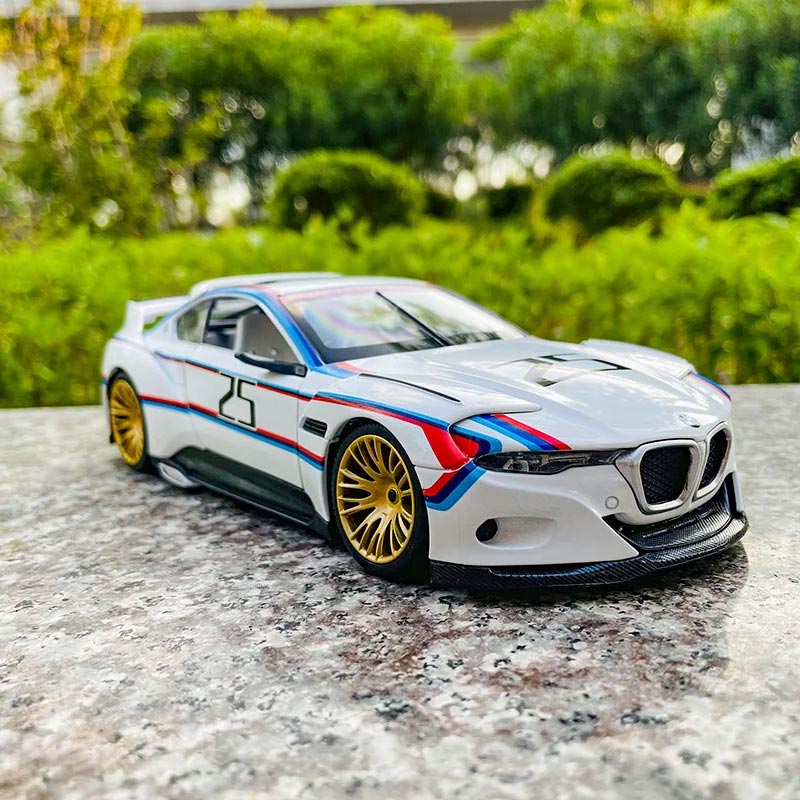 BMW 3.0 CSL Hommage R em Escala 1:24