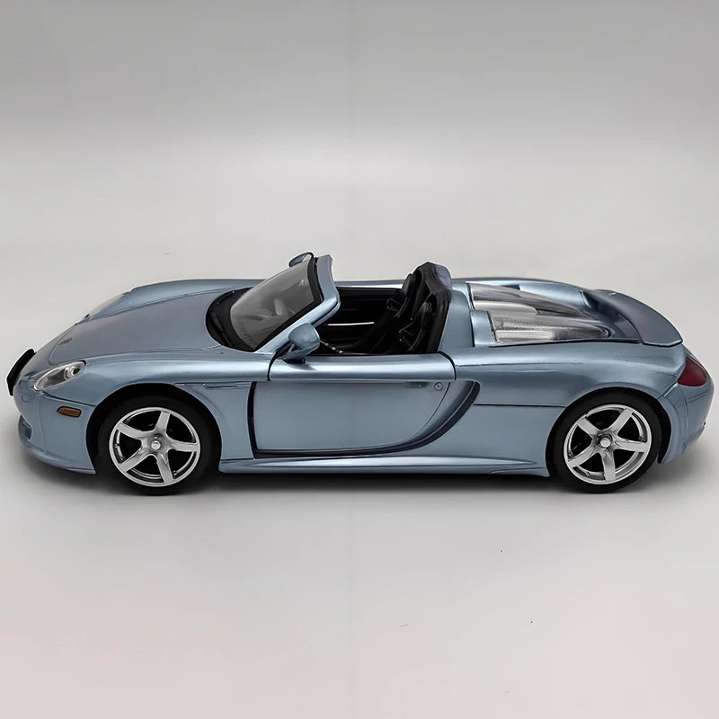 Porsche 911 Carrera GT em Escala 1:24