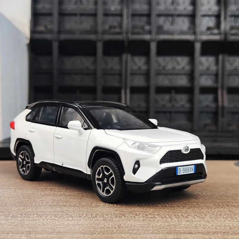 Toyota RAV4 – Miniatura 1:32 com Luzes e Sons