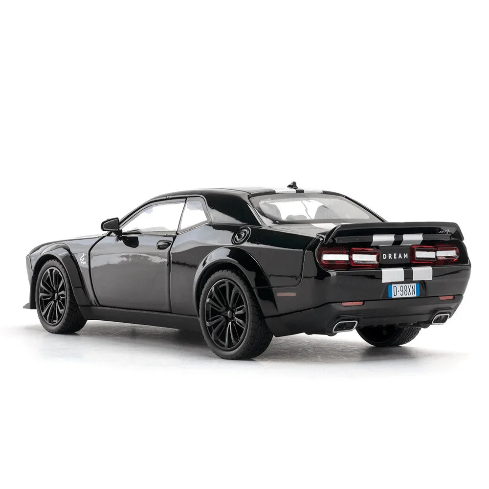 Dodge Challenger SRT Hellcat – Miniatura 1:22