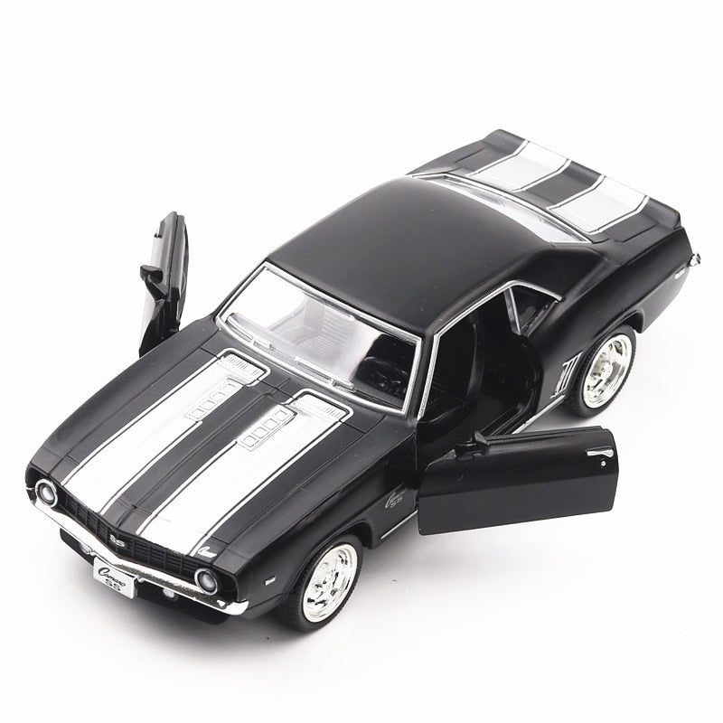 Miniatura Vintage de Camaro SS 1969 (Escala 1:36)