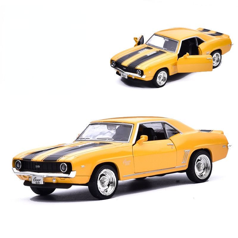 Miniatura Vintage de Camaro SS 1969 (Escala 1:36)