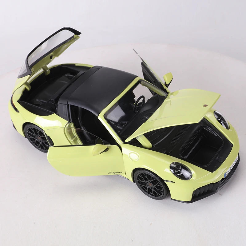 Porsche 911 Targa 4 GTS Hybrid (992.2) – Miniatura 1:18
