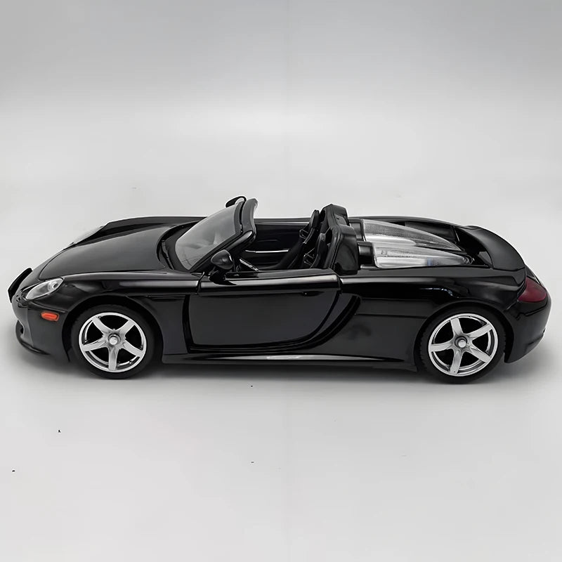Porsche 911 Carrera GT em Escala 1:24