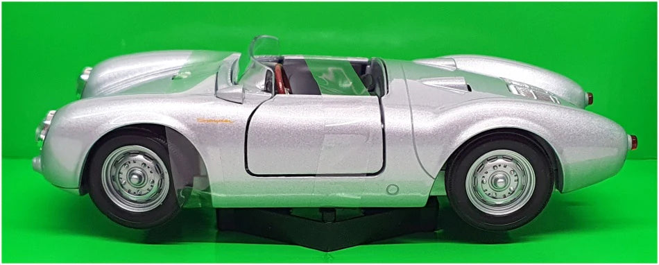 Porsche 550 Spyder 1:24