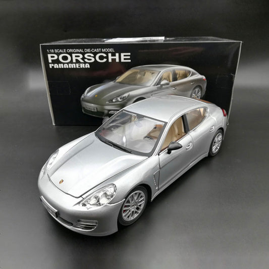 Porsche Panamera - Super-Miniatura Colecionável em Escala 1:18