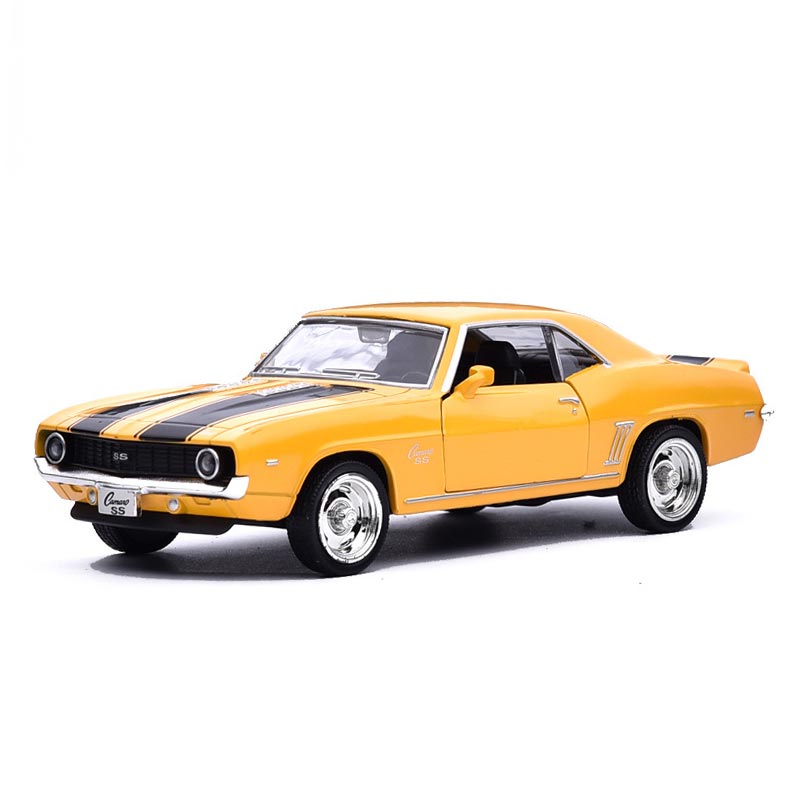 Miniatura Vintage de Camaro SS 1969 (Escala 1:36)
