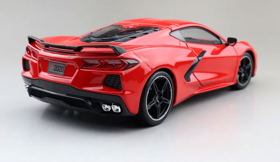 Corvette Stingray 2020 em Escala 1:18