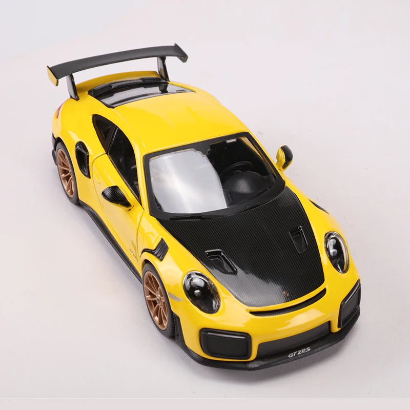 Porsche 911 GT2 RS (Escala 1:24)