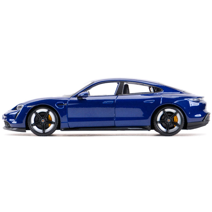 Porsche Taycan Turbo S (Escala 1:24)