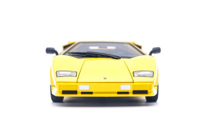 Lamborghini Countach LP5000 S 1:24