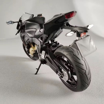 Honda CBR1000RR-R Fireblade – Miniatura em Escala 1:9
