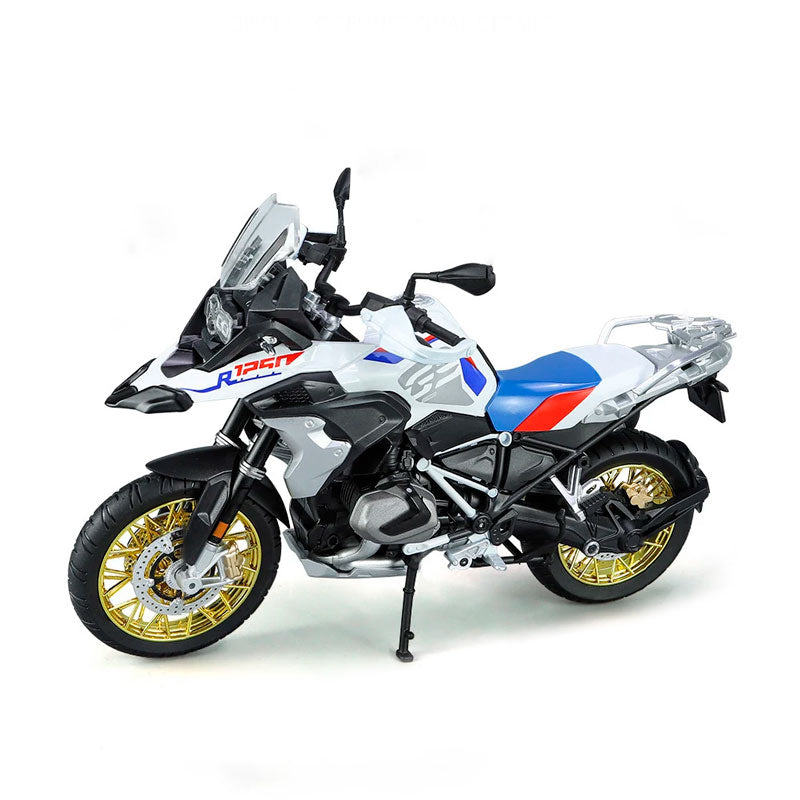 Moto BMW R1250 GS ADV em Escala 1:9