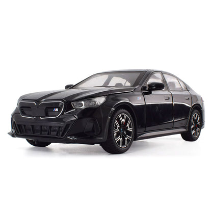 BMW i5 M60 — Miniatura em Escala 1:24 com Funções Interativas