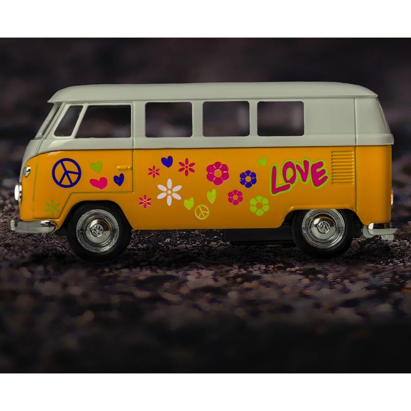 Miniatura de Kombi Paz & Amor em Metal (Escala 1:36)