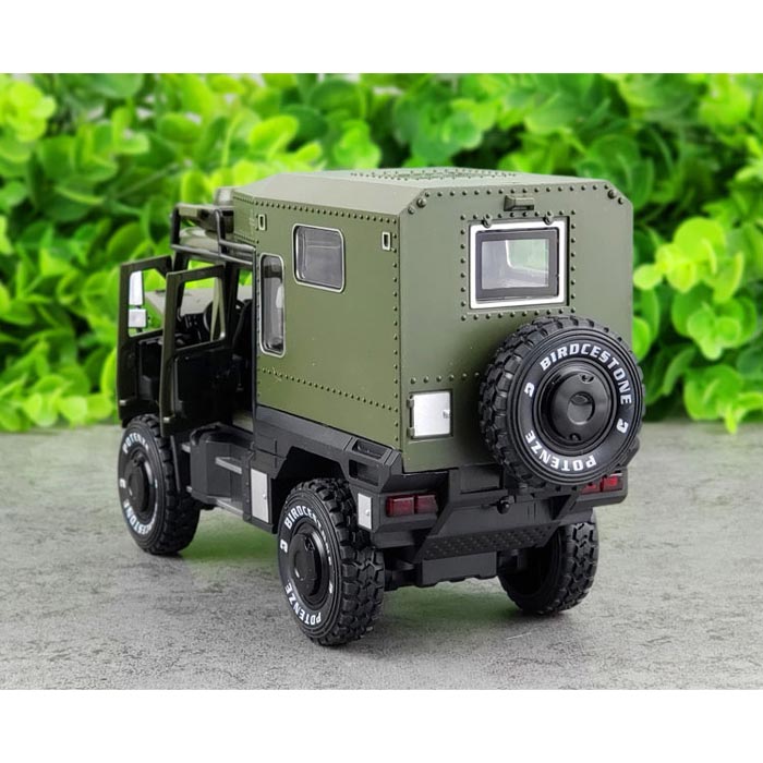 Miniatura de Motorhome Unimog U4000 (Escala 1:32)