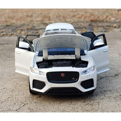 Miniatura de Jaguar F-PACE (Escala 1:32)