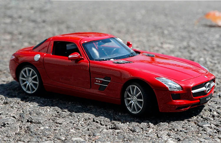 Mercedes SLS AMG em Escala 1:24