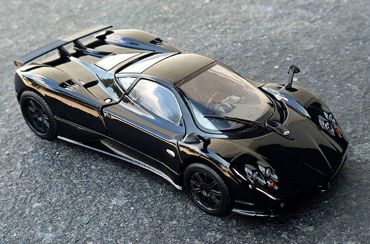 Pagani Zonda F em Escala 1:24