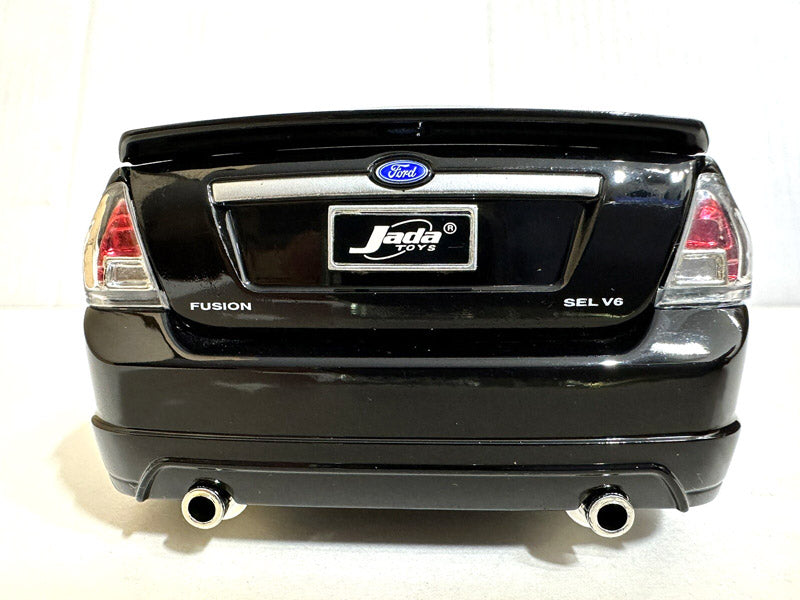 Ford Fusion 2006 1:24 – Jada Toys
