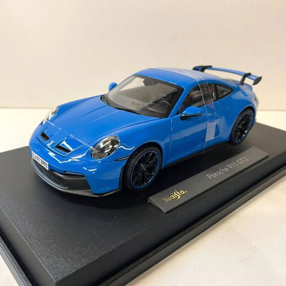 Porsche 911 GT3 (992) 2022 (Escala 1:18)