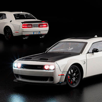 Dodge Challenger SRT Hellcat 1:24