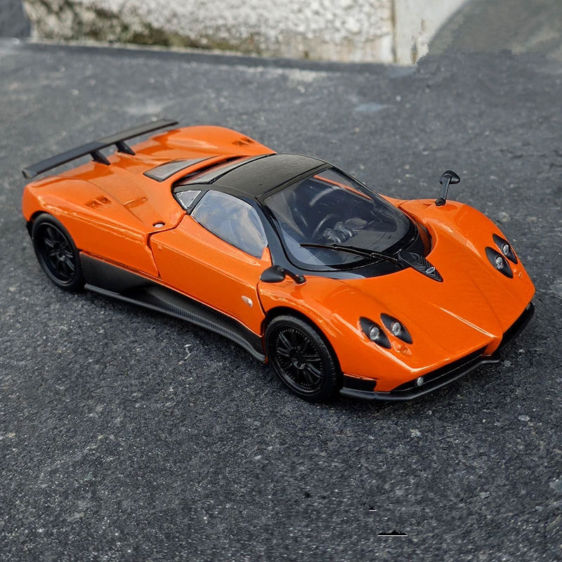 Pagani Zonda F em Escala 1:24