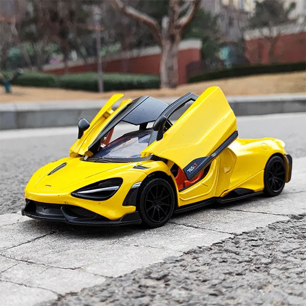 McLaren 765LT (Escala 1:24)