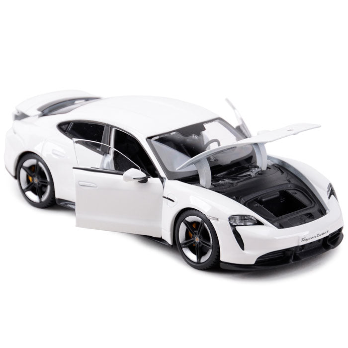 Porsche Taycan Turbo S (Escala 1:24)