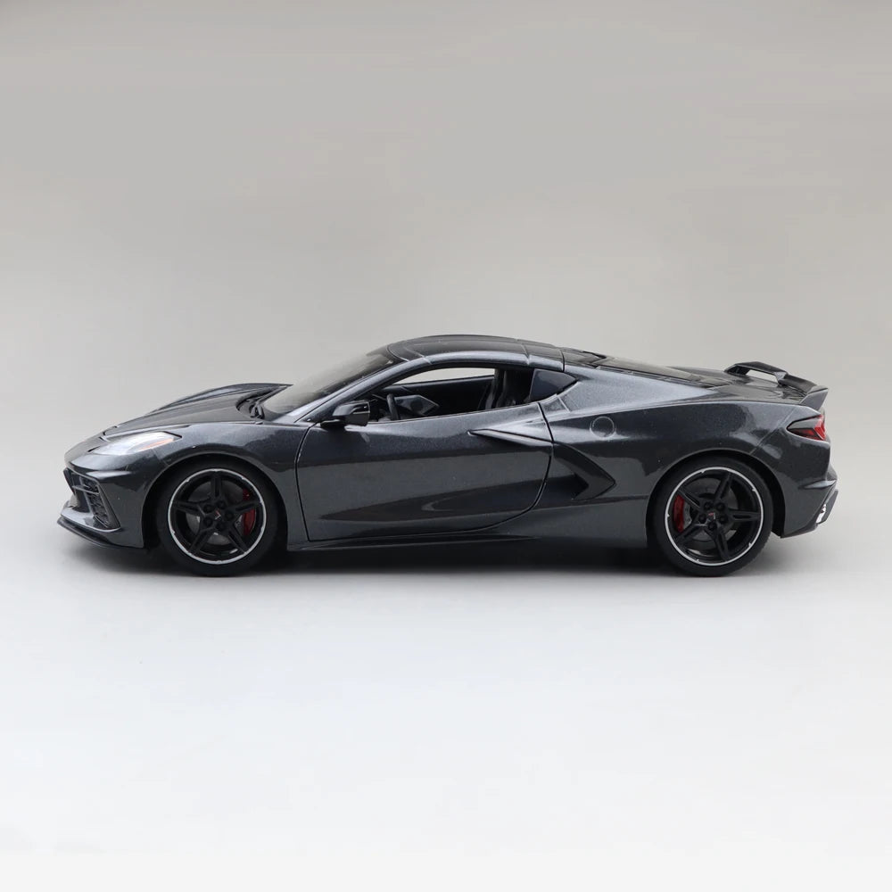 Corvette Stingray 2020 em Escala 1:18