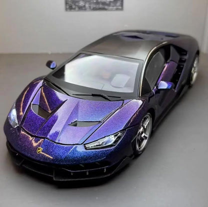 Lamborghini Centenario LP770-4 em Escala 1:18