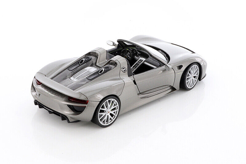 Porsche 918 Spyder (Escala 1:24)