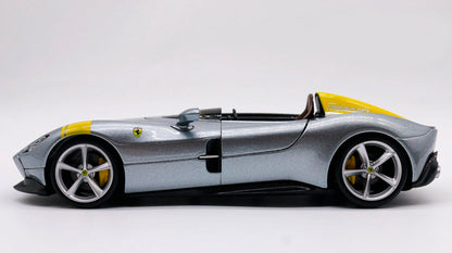 Ferrari Monza em Escala 1:24