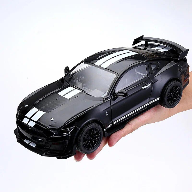 Super-Miniatura de Mustang Shelby GT500 (Escala 1:18)