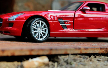 Mercedes SLS AMG em Escala 1:24