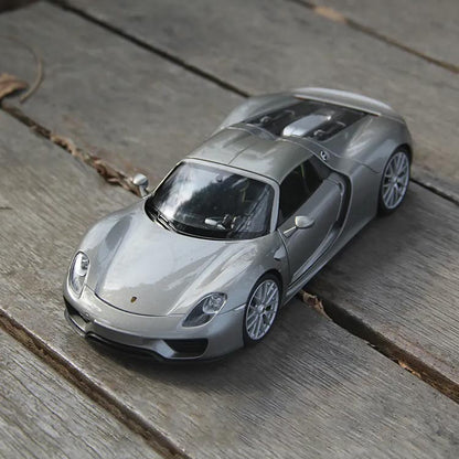 Porsche 918 Spyder (Escala 1:24)