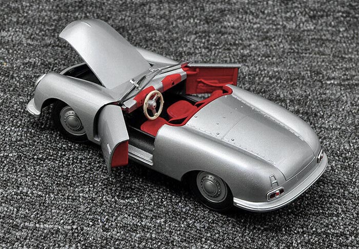 Porsche 356 Nr. 1 (Escala 1:24)