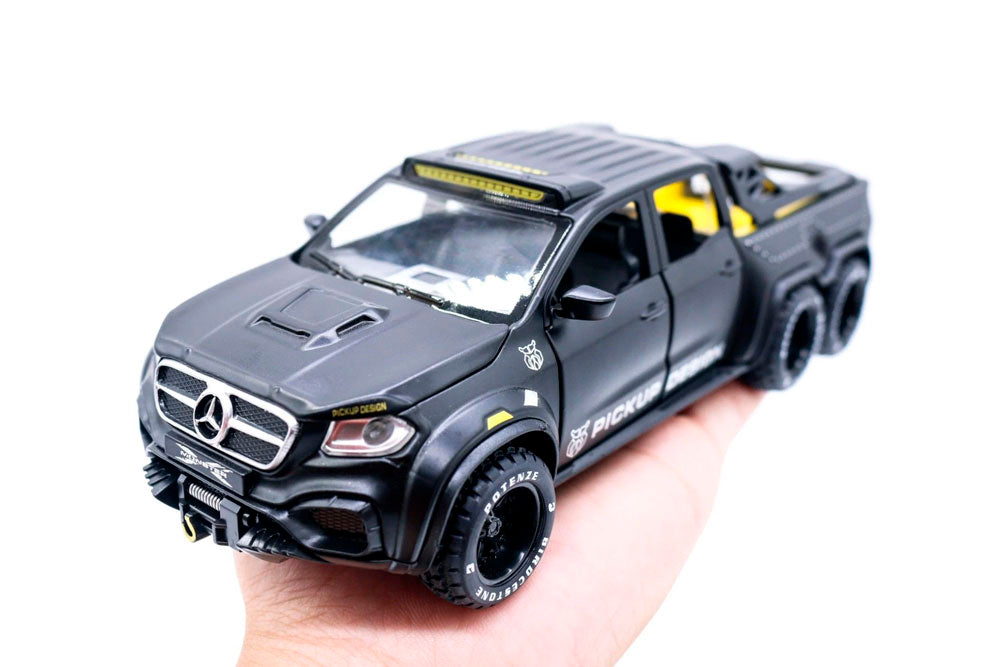 Mercedes X-Class Custom 6x6 em Escala 1:28