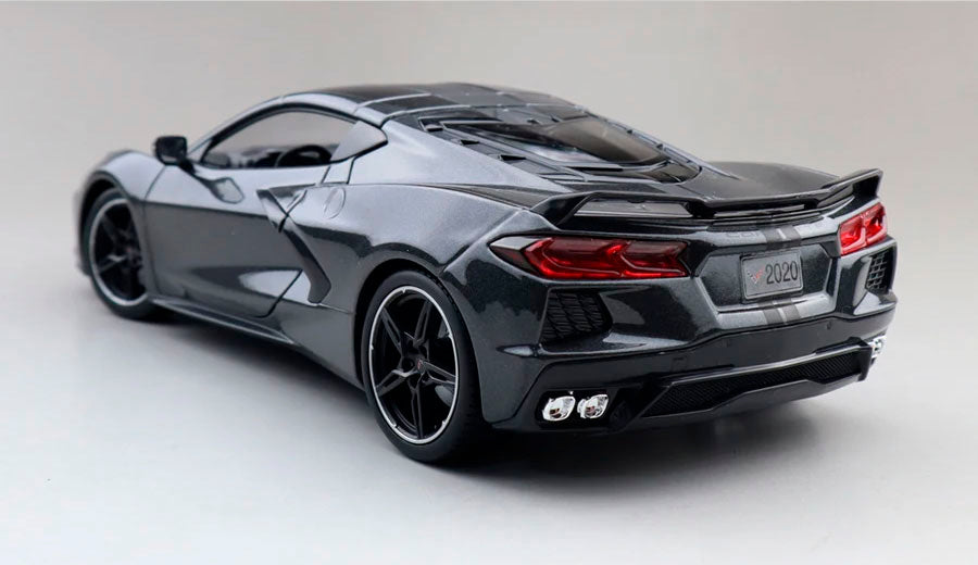 Corvette Stingray 2020 em Escala 1:18