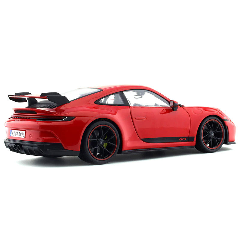 Porsche 911 GT3 (992) 2022 (Escala 1:18)