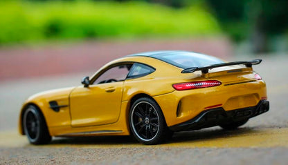 Mercedes AMG GT R em Escala 1:24