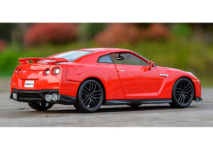 Nissan GTR R35 2017 em Escala 1:24