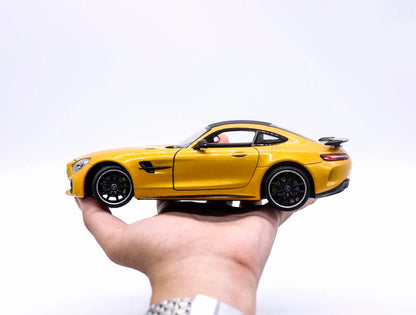 Mercedes AMG GT R em Escala 1:24