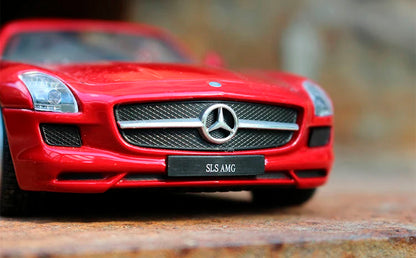 Mercedes SLS AMG em Escala 1:24