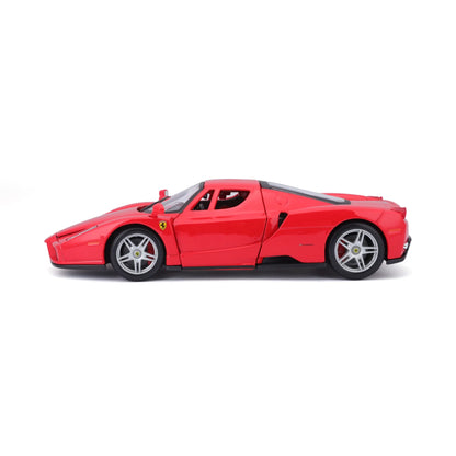 Ferrari Enzo em Escala 1:24